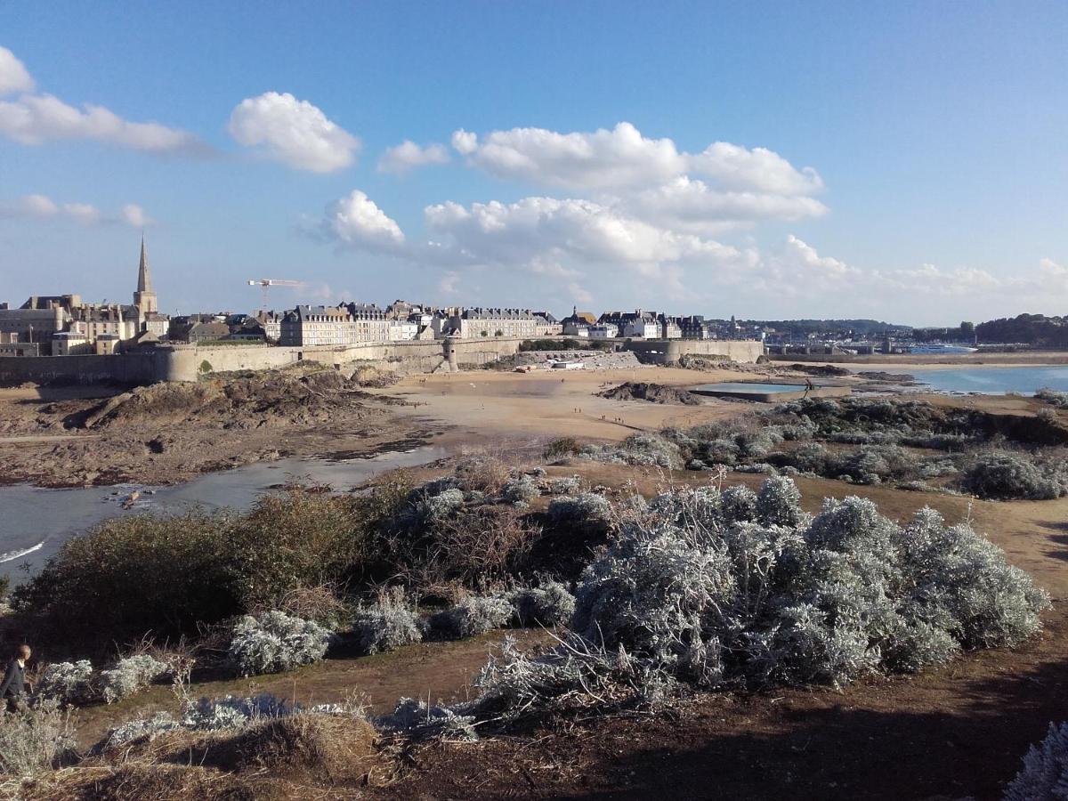 Ferienwohnung Les Bois Flottes Saint-Malo Exterior foto