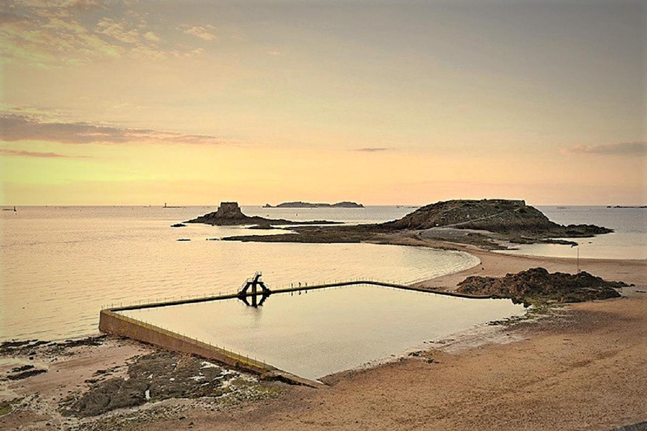 Ferienwohnung Les Bois Flottes Saint-Malo Exterior foto